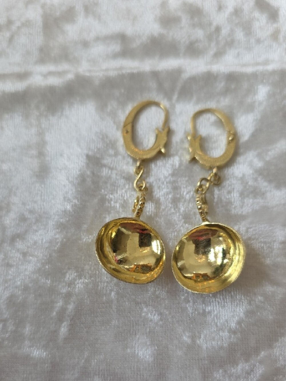 Retro 1970s Polished Gold Over Sterling Disc Drop Earrings - Picture 2 of 8